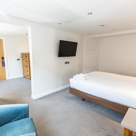The Waterside Hotel And Leisure Club Manchester Exteriör bild