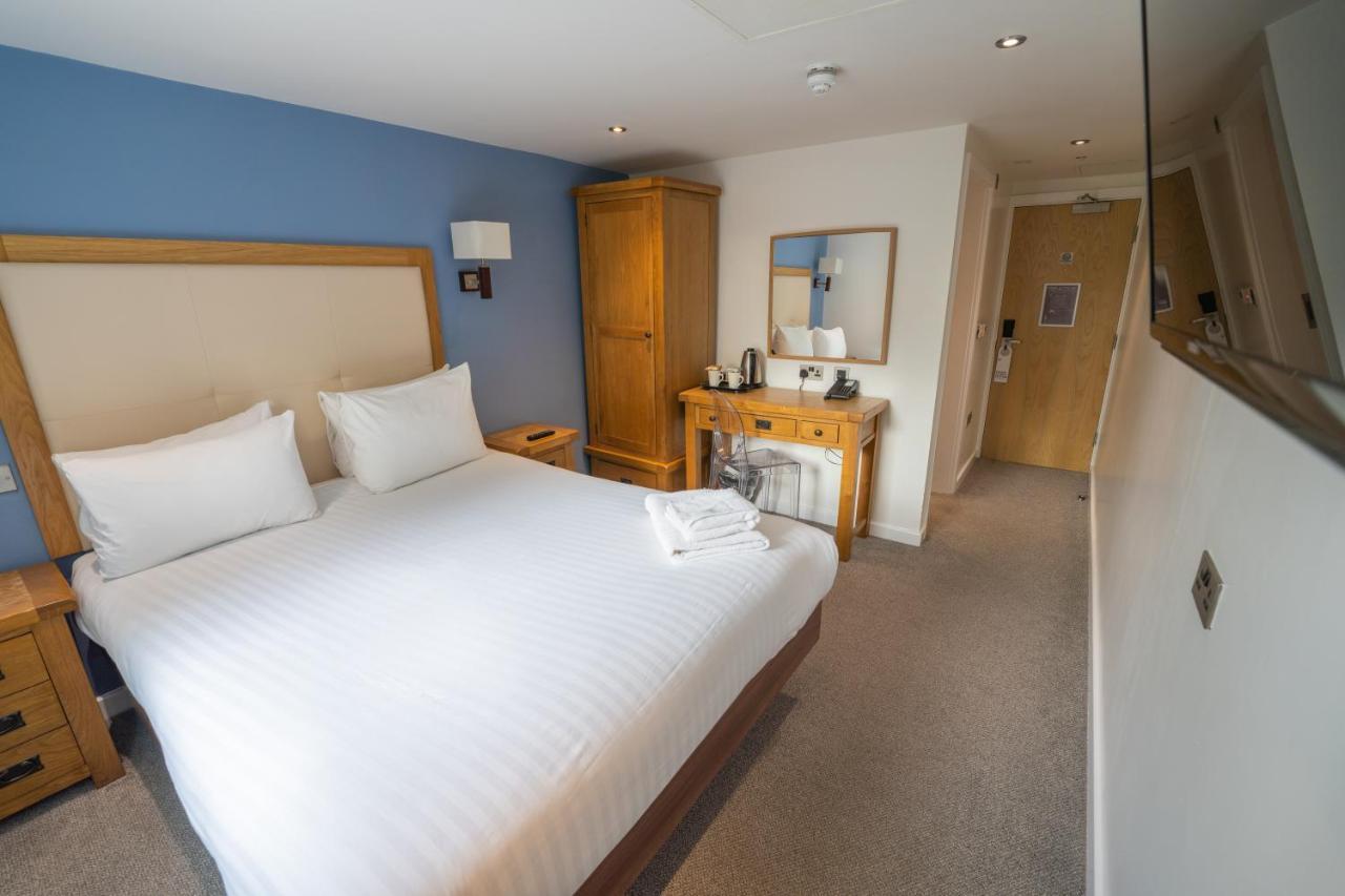 The Waterside Hotel And Leisure Club Manchester Exteriör bild